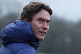 Turnamen Parlay Bola: Mental “Back Against the Wall” Ala Thomas Frank untuk Mix Parlay 3 Tim